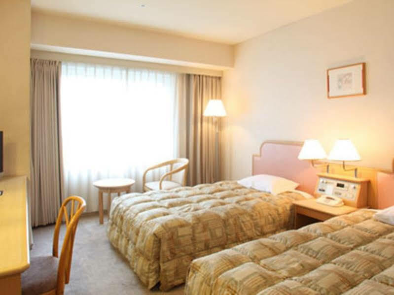 Hotel Fujita Fukui Exteriör bild